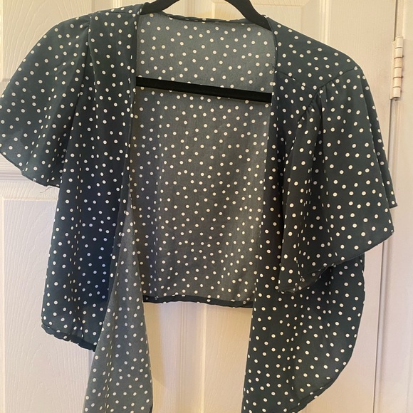 Front Tie Top - Picture 2 of 3